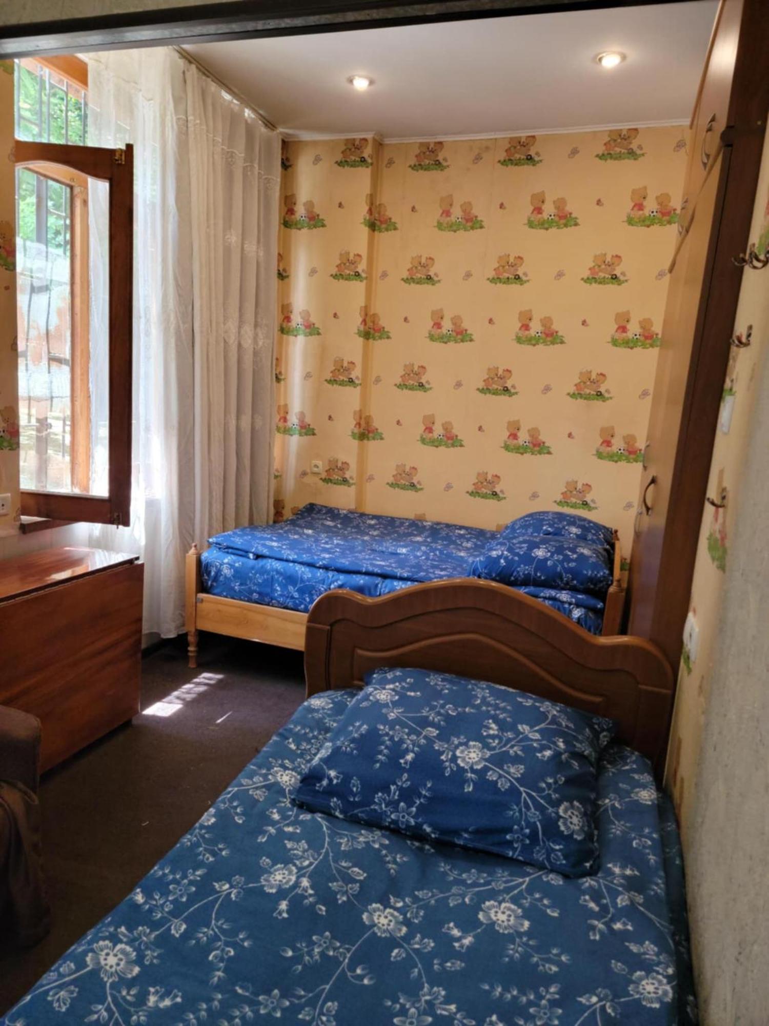 Apartment On Leonidze 18 Тбилиси Экстерьер фото