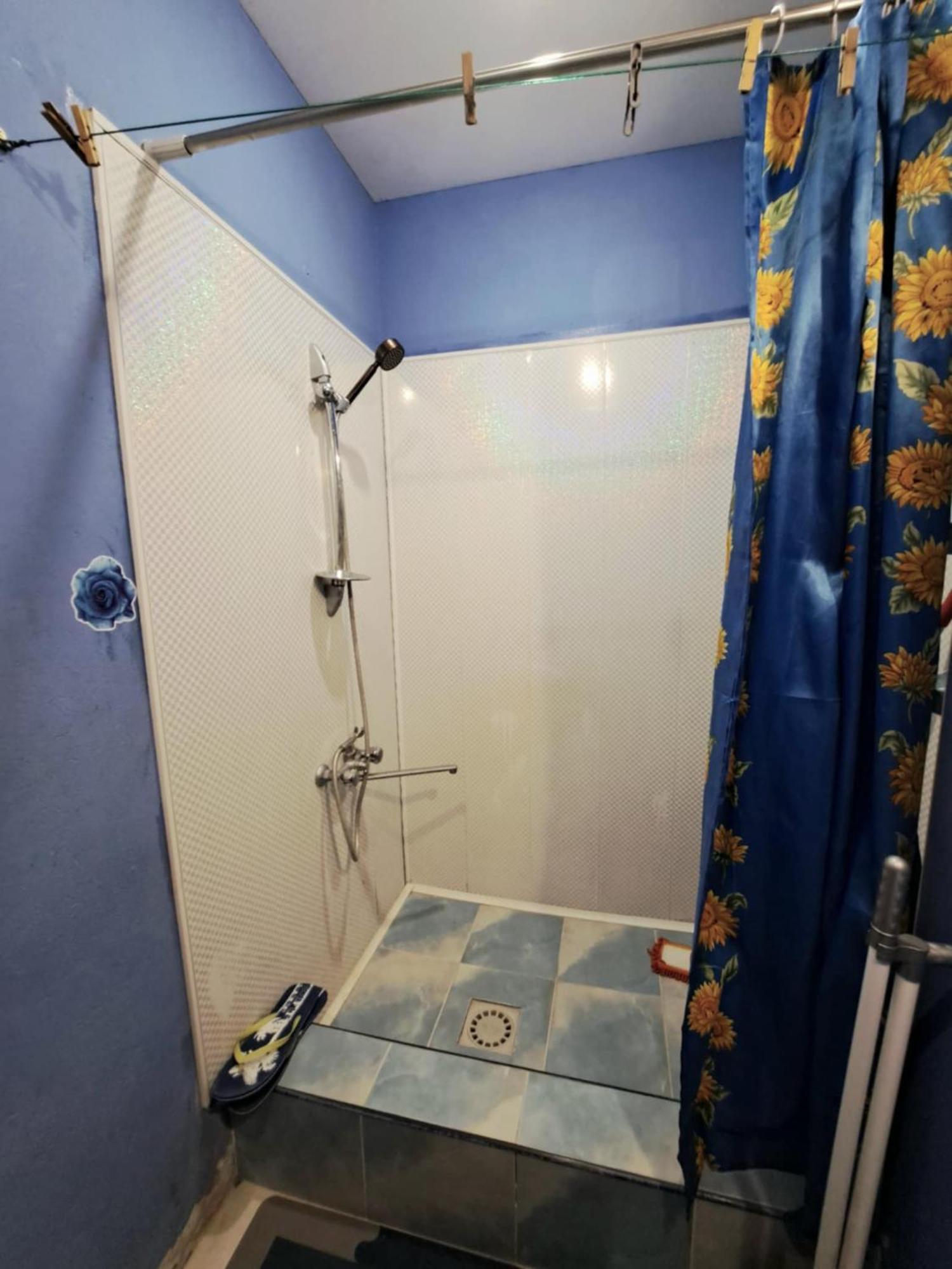 Apartment On Leonidze 18 Тбилиси Экстерьер фото